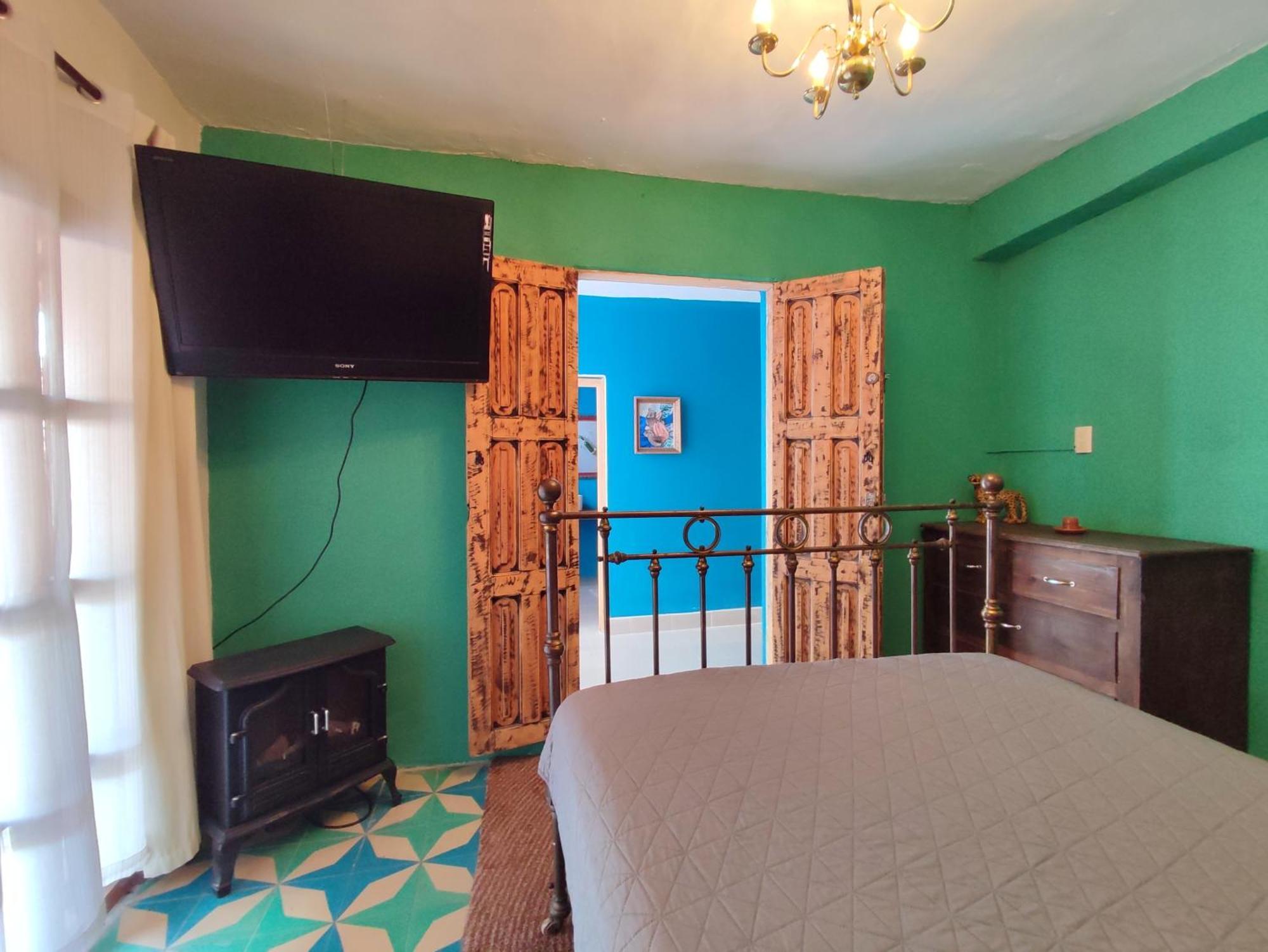 Hostal Ikal San Cristóbal de Las Casas Стая снимка